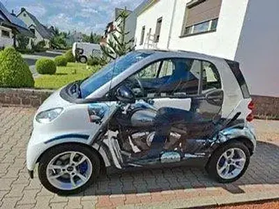 Gebraucht Smart ForTwo Coupé 61 PS (44 kW) 2011 Weiß Coupé