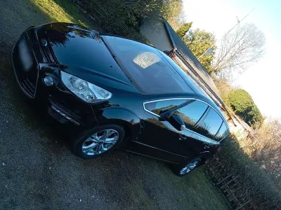 Gebraucht Ford S-MAX S 163 PS (119 kW) 2012 Schwarz Van / Kleinbus