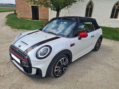 Second-hand Mini John Cooper Works Cabriolet 231 CP (169 kW) 2023 Alb Cabrio