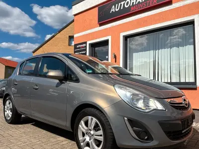 Gebraucht Opel Corsa 75 PS (55 kW) 2013 Braun Kleinwagen