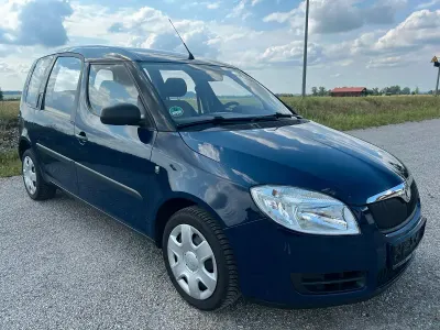 Gebraucht Skoda Roomster 70 PS (51 kW) 2009 Blau Van / Kleinbus