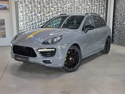 Gebraucht Porsche Cayenne Chrono 420 PS (308 kW) 2015 Grau SUV