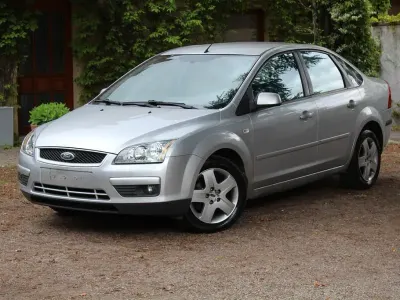 Gebraucht Ford Focus Style 101 PS (74 kW) 2007 Silber Limousine