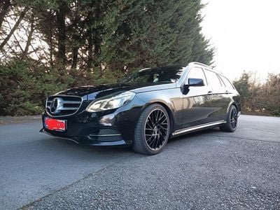 Gebraucht Mercedes E250 Avantgarde 204 PS (150 kW) 2016 Schwarz Kombi