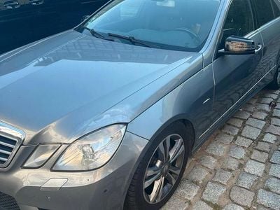 Gebraucht Mercedes E220 174 PS (127 kW) 2009 Grau Limousine