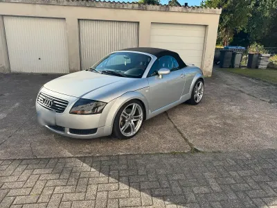 Gebraucht Audi TT Basis 225 PS (165 kW) 2002 Silber Coupé