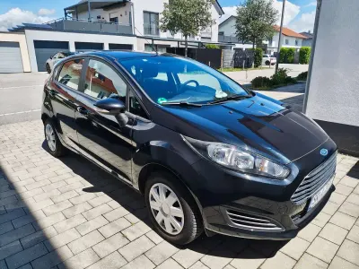 Gebraucht Ford Fiesta Trend 82 PS (60 kW) 2014 Schwarz Kleinwagen