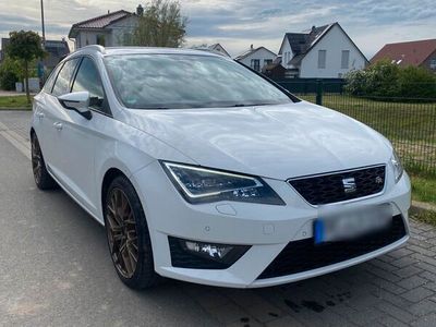 gebraucht Seat Leon ST 2.0 TDI 135kW Start&Stop FR DSG