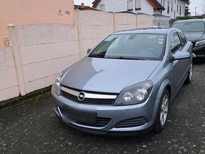 Usata Opel Astra GTC 120 CV (88 kW) 2008 Argento Coupé