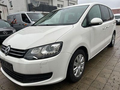Weiß Gebraucht 2013 VW Sharan Trendline Van / Kleinbus | 7.770 € (Guter Preis)
