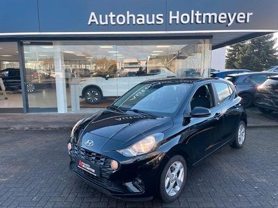 Schwarz Gebraucht 2020 Hyundai i10 Edition Kleinwagen | 11.450 € (Fairer Preis)