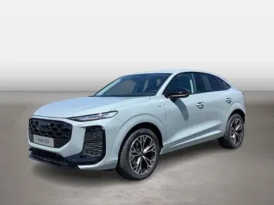 Neu Audi Q3 Sportback Sport 150 PS (110 kW) 2026 Grau SUV