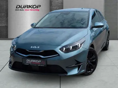 Gebraucht Kia Ceed 140 PS (102 kW) 2025 Grau Kleinwagen