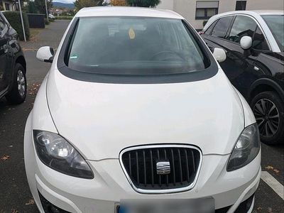 Weiß Gebraucht 2010 Seat Altea Ecomotive Limousine | 5.300 €