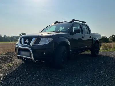 Gebraucht Nissan Navara 128 PS (94 kW) 2006 Schwarz Pickup