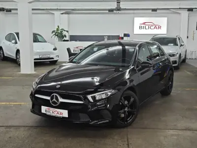 Gebraucht Mercedes A200 163 PS (119 kW) 2018 Schwarz (nachtschwarz  unilack) Limousine