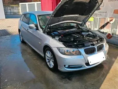 Gebraucht BMW 320 184 PS (135 kW) 2012 Silber Kombi