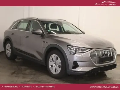 Gebraucht Audi e-tron Sport 300 kW (408 PS) 2021 Taifungrau metallic SUV