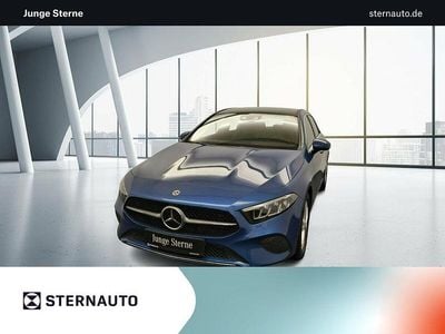 Metalliclack spektralblau Gebraucht 2023 Mercedes A220 Advanced Plus Limousine | 33.677 € (Fairer Preis)