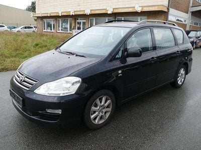 Schwarz Gebraucht 2004 Toyota Avensis Verso Van / Kleinbus | 3.990 €