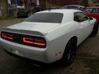 Weiß Gebraucht 2019 Dodge Challenger Coupé | 31.970 € (Etwas zu teuer)