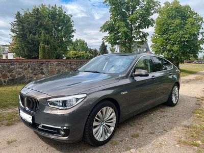 Gebraucht BMW 535 Gran Turismo Luxury Line 306 PS (225 kW) 2014 Braun Limousine