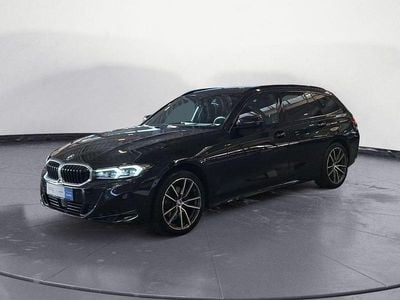 Schwarz Gebraucht 2022 BMW 320 Sport Line Kombi | 29.620 € (Fairer Preis)