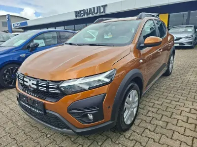 Gebraucht Dacia Sandero Expression 91 PS (66 kW) 2023 Atacamaorange Kleinwagen