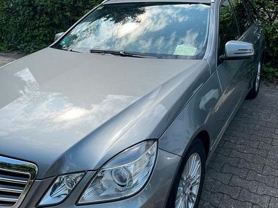 Mercedes E220