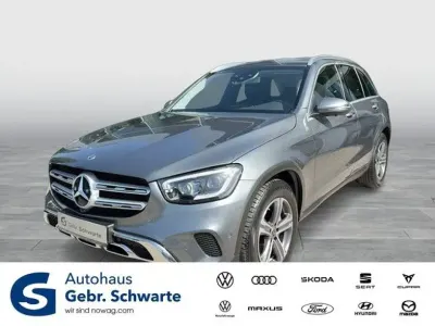 Gebraucht Mercedes GLC200 163 PS (119 kW) 2020 Grau SUV