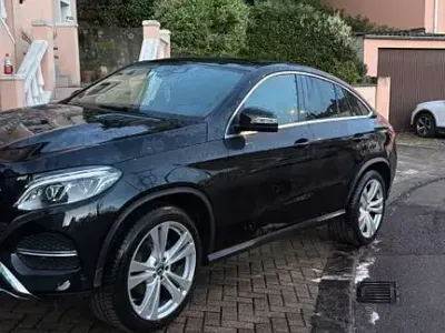 Gebraucht Mercedes GLE350 258 PS (189 kW) 2017 Schwarz Limousine