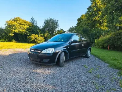 Gebraucht Opel Corsa 59 PS (43 kW) 2004 Schwarz Kleinwagen