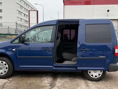 Begagnad VW Caddy Team 80 HK (58 kW) 2010 Blå Minibuss
