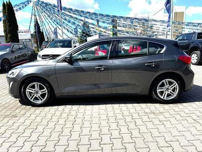 Second-hand Ford Focus 125 CP (91 kW) 2019 Gri Berlinǎ