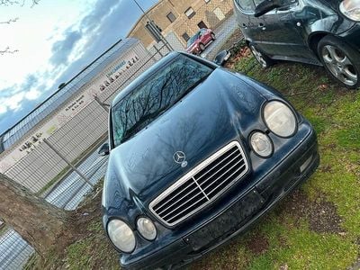 Gebraucht Mercedes CLK230 193 PS (141 kW) 1999 Andere farben Limousine