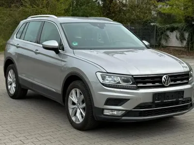 Gebraucht VW Tiguan Highline 150 PS (110 kW) 2016 Grau SUV