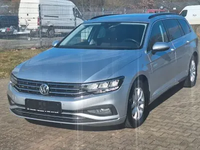 Gebraucht VW Passat Business 150 PS (110 kW) 2020 Silber Kombi