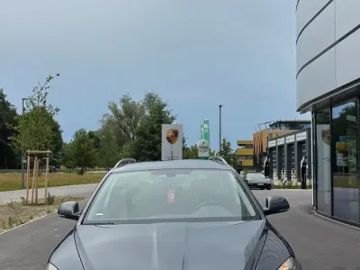 Gebraucht Skoda Octavia 105 PS (77 kW) 2010 Grau Kombi