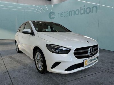 Usata Mercedes B200 163 CV (119 kW) 2019 Bianco Monovolume