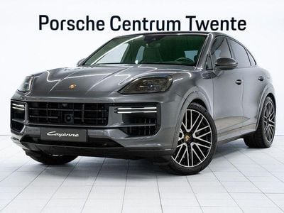 Gebraucht Porsche Cayenne Turbo E-Hybrid 740 PS (544 kW) 2024 Grau SUV