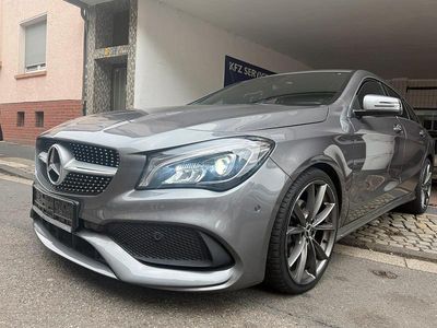 Gebraucht Mercedes CLA180 AMG line 122 PS (89 kW) 2018 Silber Limousine