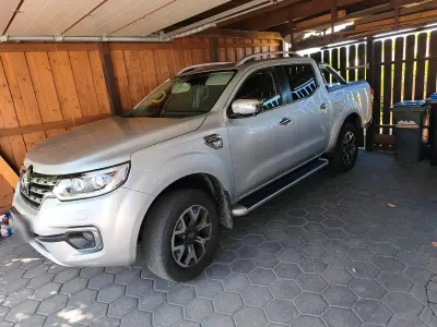Gebraucht Renault Alaskan 193 PS (141 kW) 2018 Silber Pickup