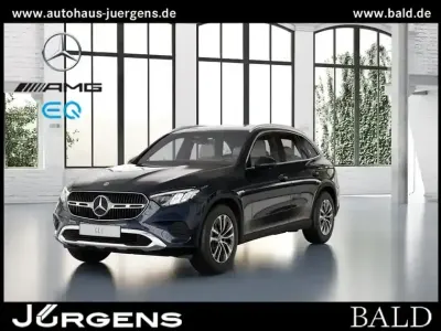 Gebraucht Mercedes GLC200 Avantgarde 204 PS (150 kW) 2023 Blau nautikblau metallic SUV