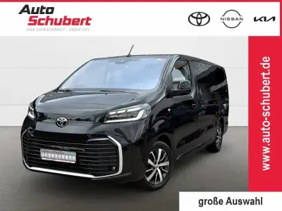 Gebraucht Toyota Proace Verso Team 177 PS (130 kW) 2024 Schwarz Kombi
