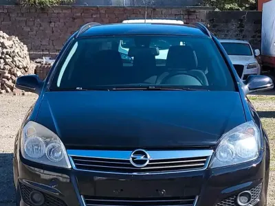 Gebraucht Opel Astra 2007 Schwarz Kombi