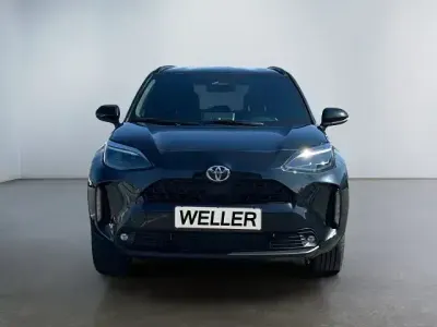Neu Toyota Yaris 131 PS (96 kW) 2025 Schwarz Kleinwagen