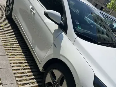 Gebraucht Hyundai Ioniq Style 105 PS (77 kW) 2020 Weiß Kleinwagen