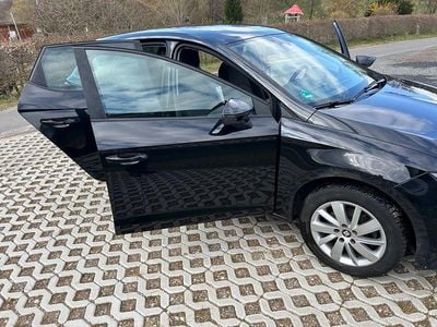 Usata Seat Leon Style 105 CV (77 kW) 2014 Nero Berlina