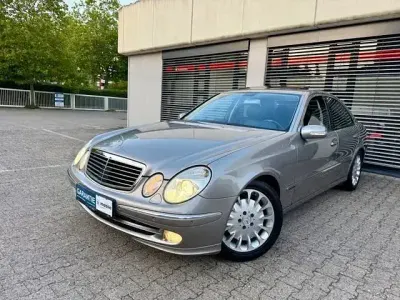 Gebraucht Mercedes E350 Avantgarde 272 PS (200 kW) 2005 Silber Limousine
