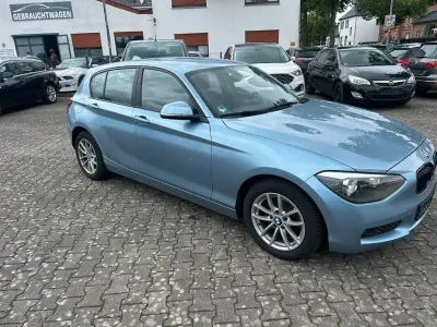 Gebraucht BMW 116 Advantage 116 PS (85 kW) 2014 Blau Kleinwagen